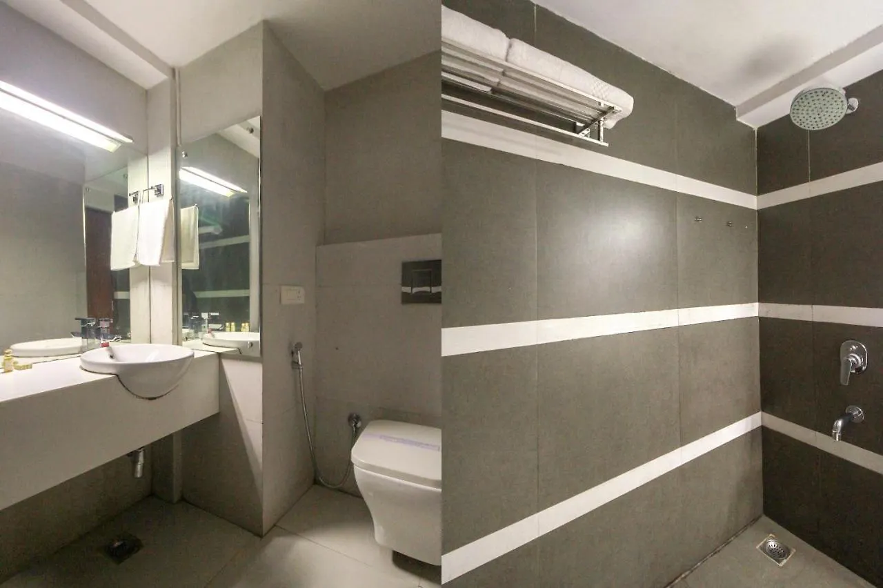 Capital O 27703 Welcare Emarald Ξενοδοχείο Kozhikode