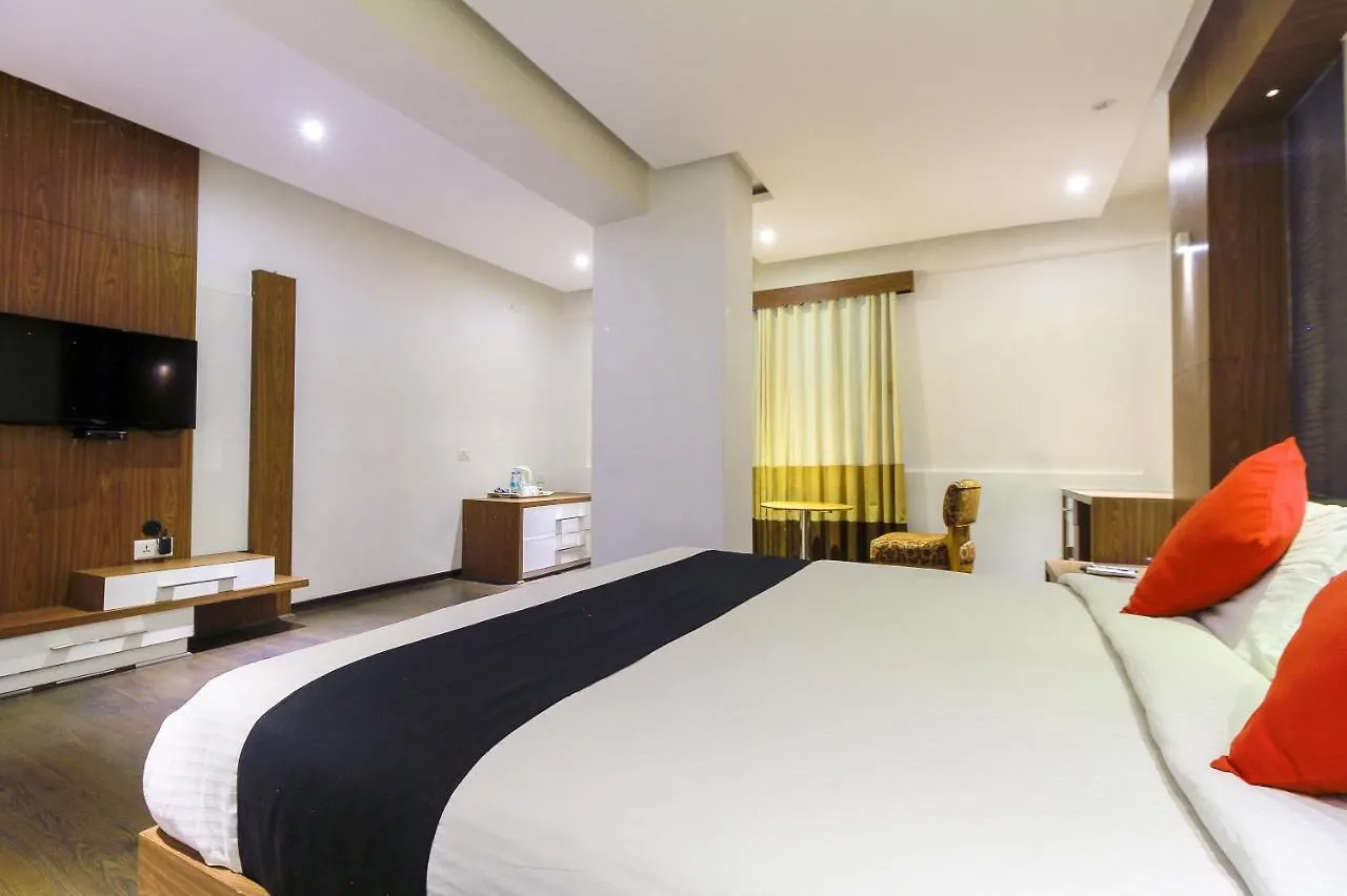 Capital O 27703 Welcare Emarald Ξενοδοχείο Kozhikode