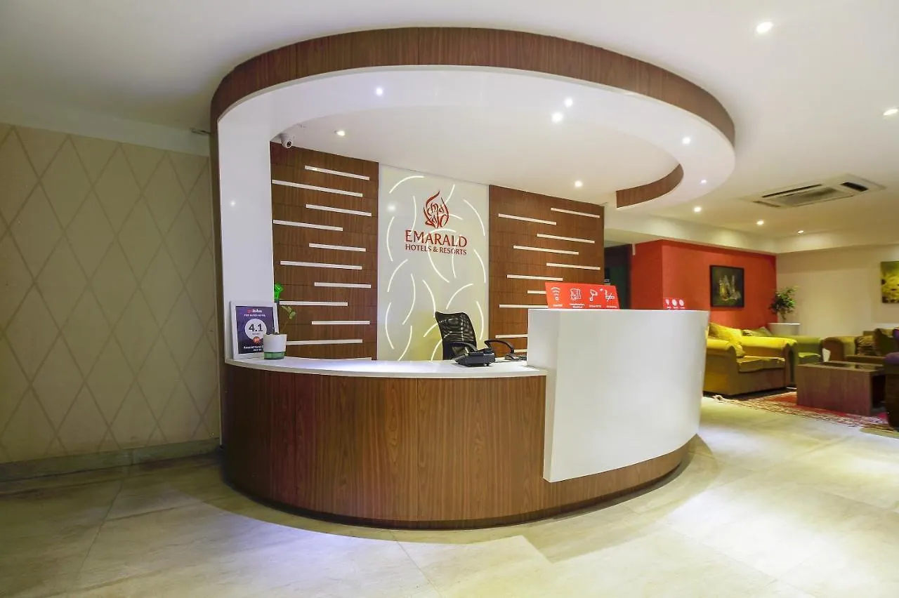 Capital O 27703 Welcare Emarald Ξενοδοχείο Kozhikode